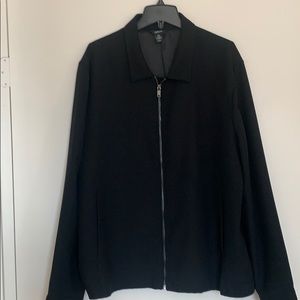 Men’s zip up jacket, dress up or down.